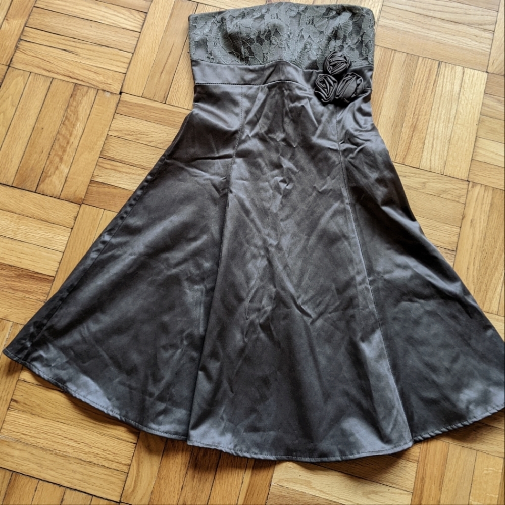 Strapless Lace Detailed Olive/Gray Dress XS